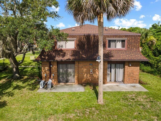 Building Photo - 4414 Overlook Dr