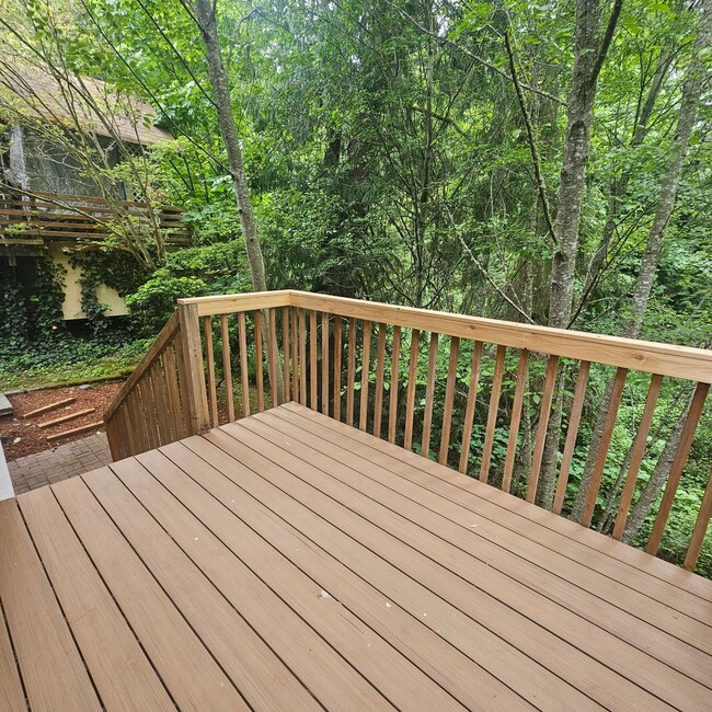Building Photo - Beautiful CK School District Home Backing to Greenbelt – Pets Negotiable!