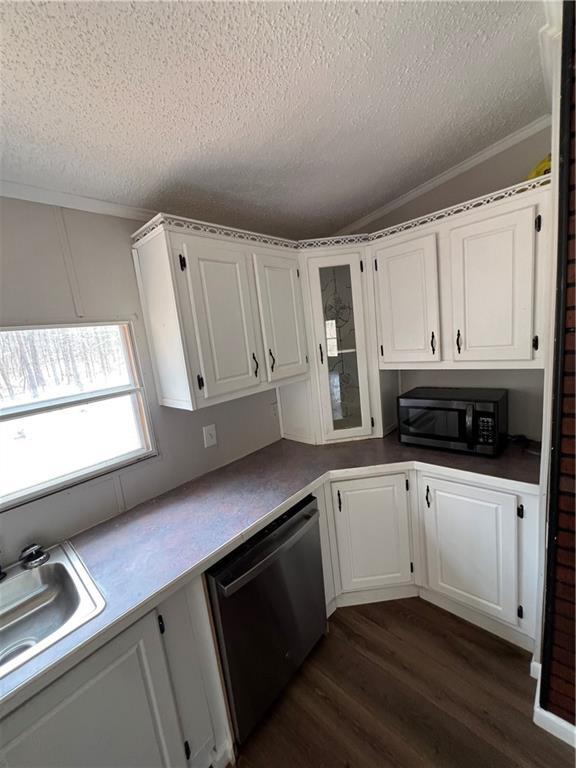 Building Photo - 465 Redwood Dr