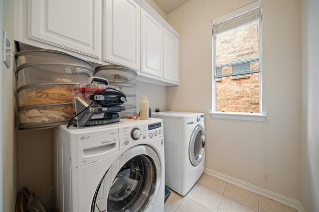 Building Photo - 1571 Coastal Dr