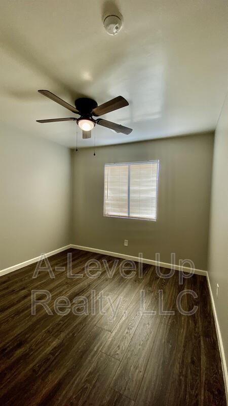 Building Photo - 219 W Pennsylvania Dr