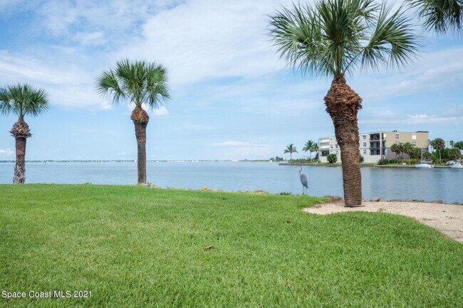 Building Photo - 3873 S Banana River Blvd