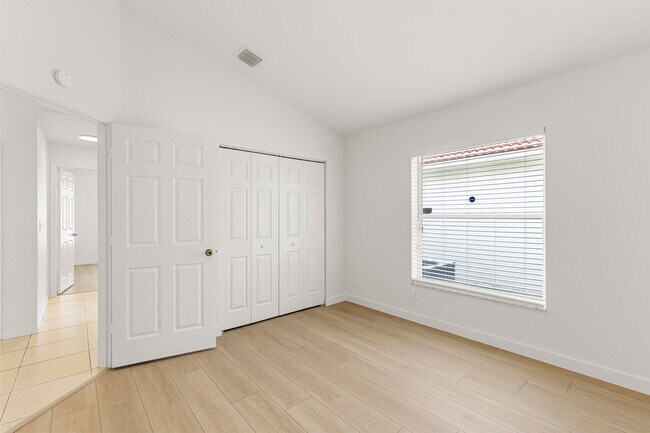 Building Photo - 1815 Barnstable Rd