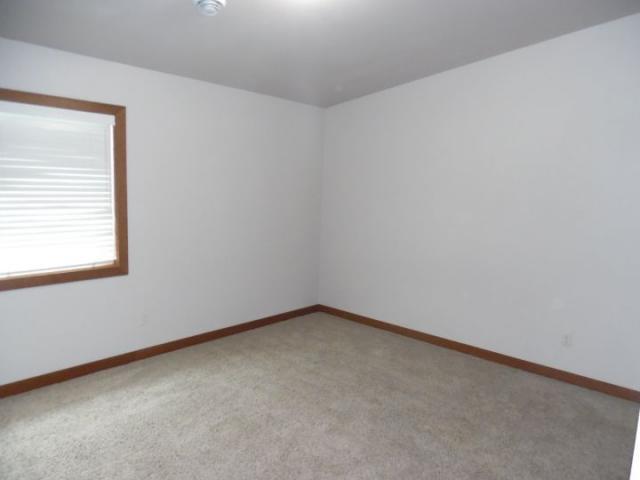 Building Photo - 2 bedroom in Billings MT 59101