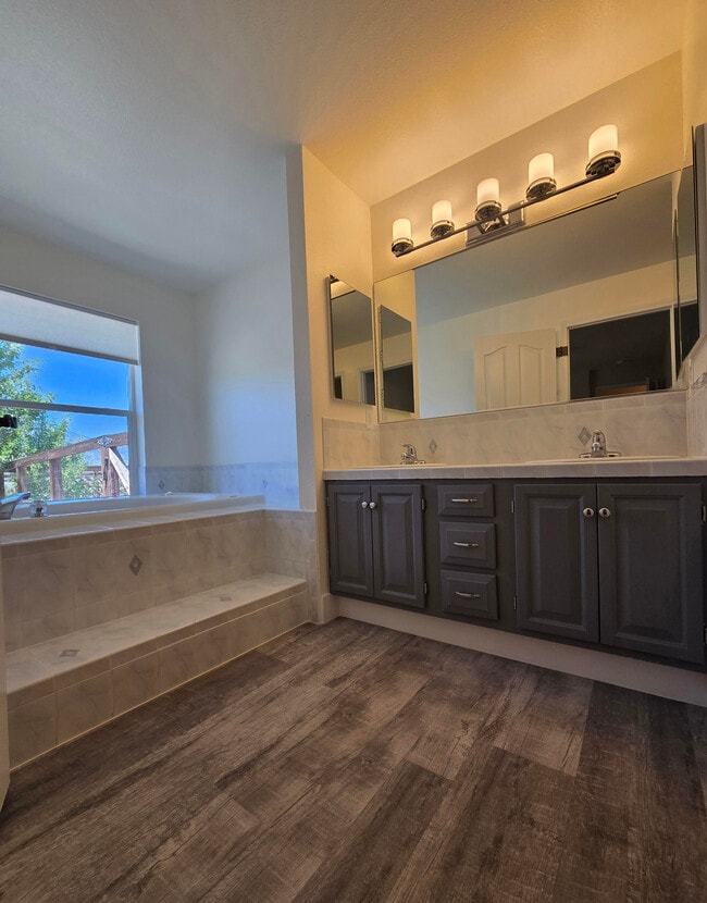 Building Photo - 2652 Wildhorse Ln