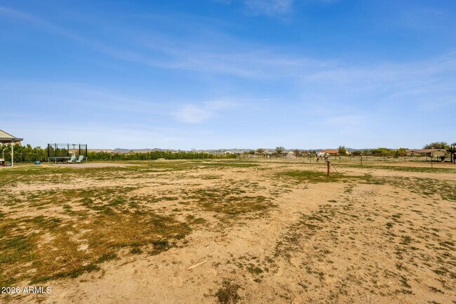 Building Photo - 851 W Quail Cir