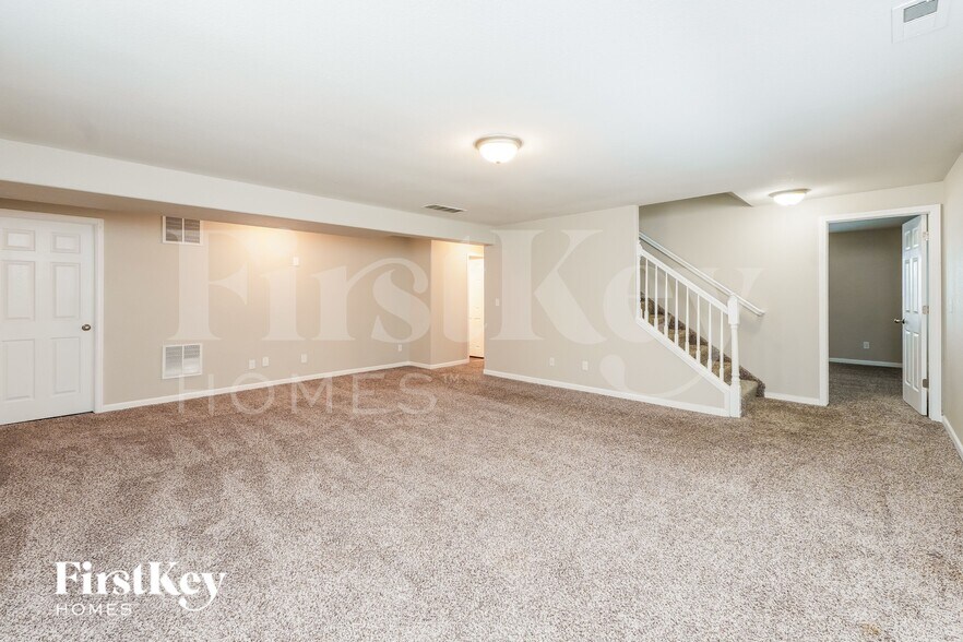 Building Photo - 8353 Freestar Way