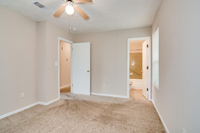 Building Photo - 3453 Pine Hill Rd