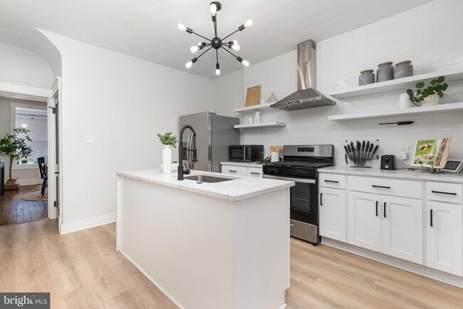 Building Photo - 3822 6th St