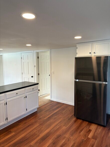 Kitchen - 31 Merritt Ave 2nd Floor