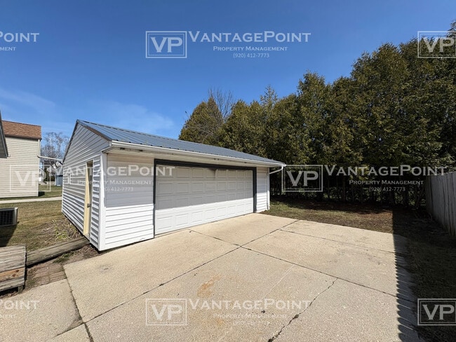 Building Photo - 3009 Jackson St