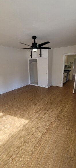 Building Photo - 12219 Ocean Park Blvd