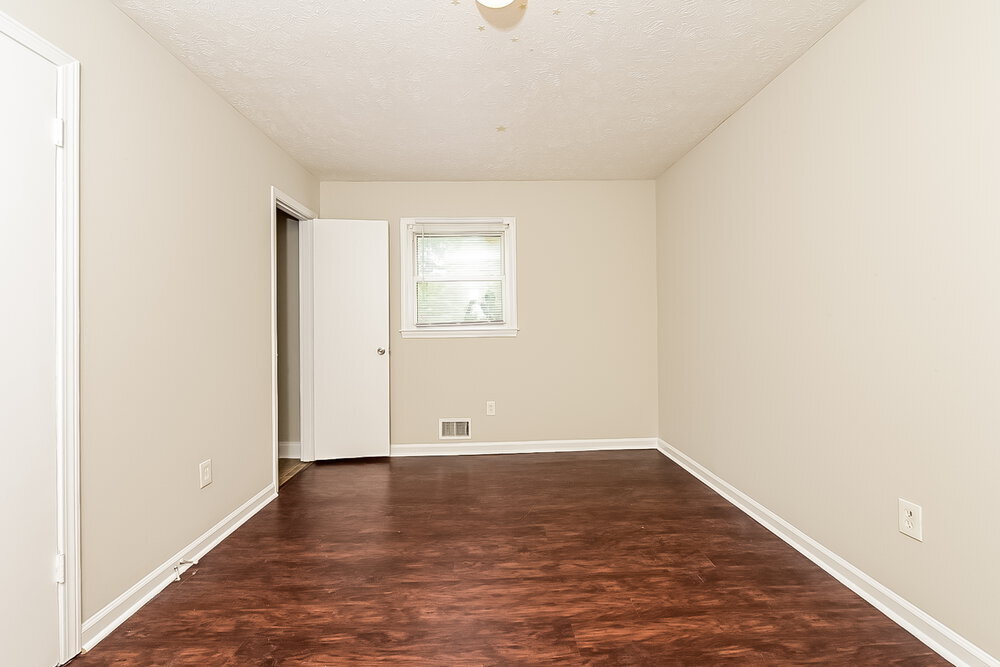 Building Photo - 3074 Menlo Park Dr