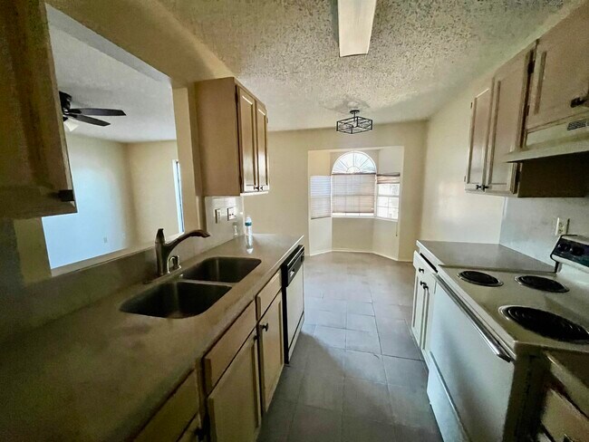 Building Photo - 1205 International Blvd