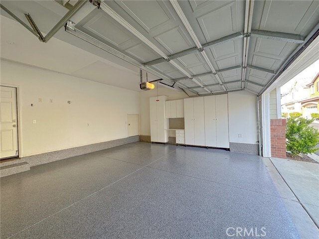 Building Photo - 16 First St