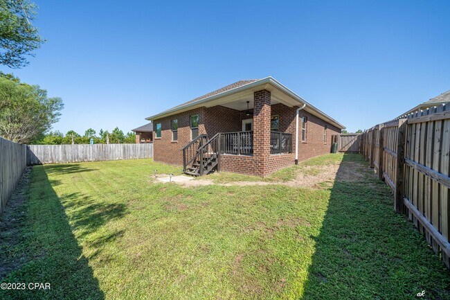 Building Photo - 4018 Brook Stone Dr
