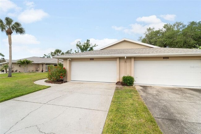 Building Photo - 5689 Evergreen Dr