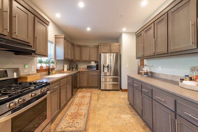 Building Photo - Brand New Home Located in the Heart of Winter Park!