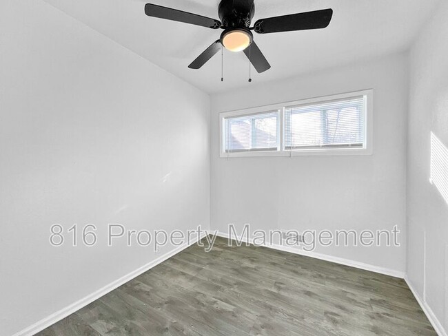 Building Photo - 6607 E 110 Terrace