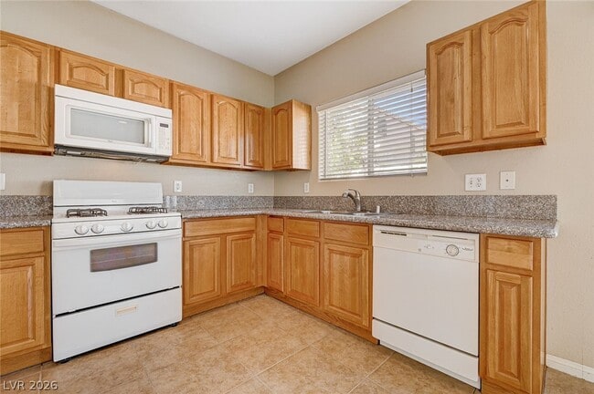 Building Photo - 8444 Lucero Ave