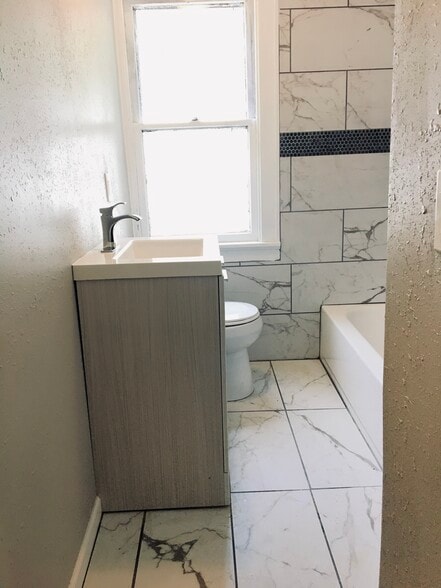 Building Photo - 3348 S Illinois Ave