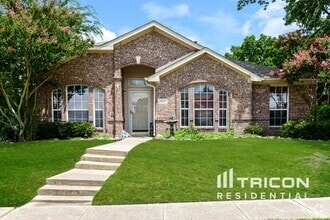 Building Photo - 7602 Tidewater Dr