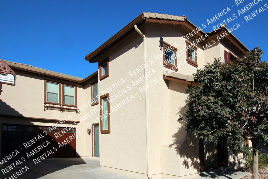 Building Photo - 18830 E Swan Dr