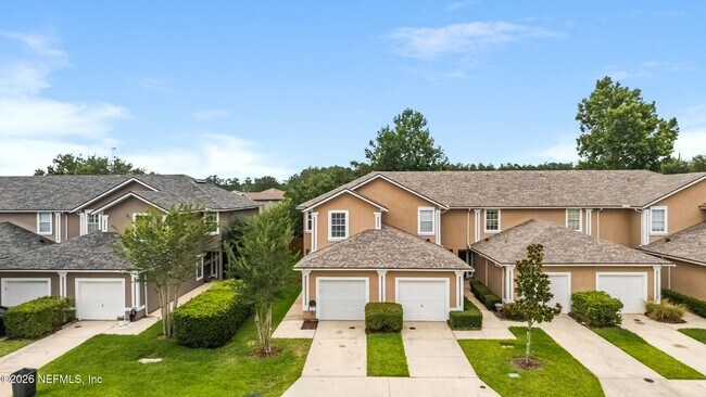 Building Photo - 577 Scrub Jay Dr