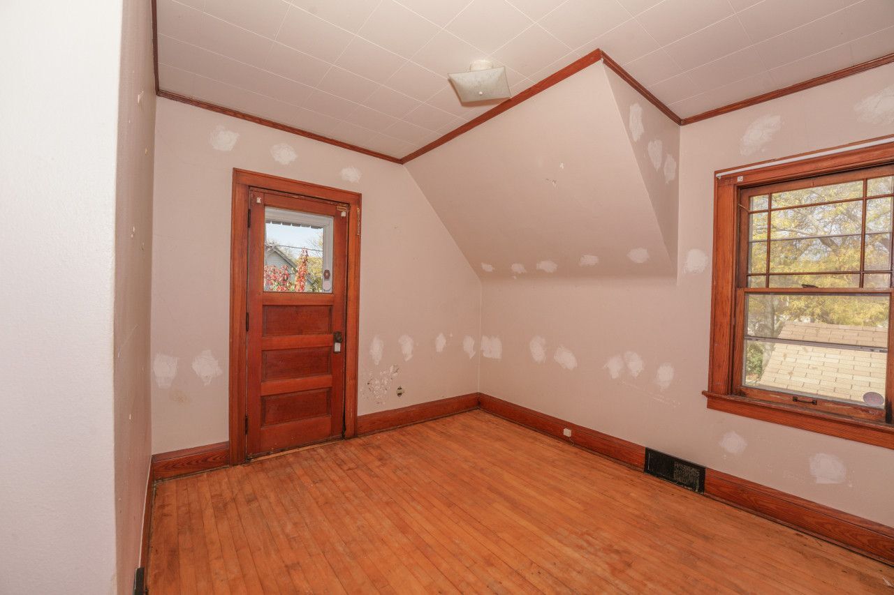 Building Photo - 2975 N 58th St