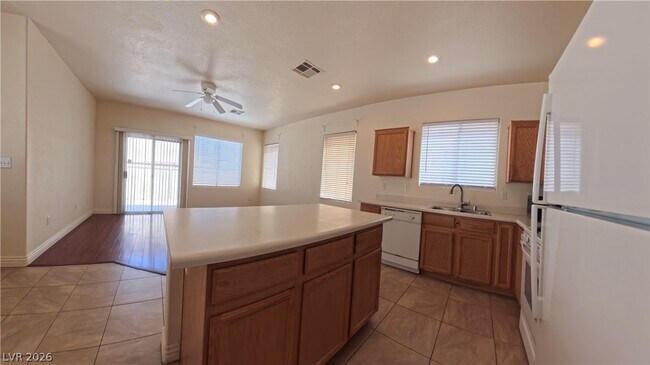 Building Photo - 7776 Littondale St
