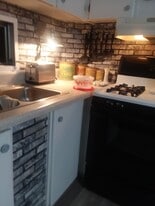 Building Photo - 30424 Francis St