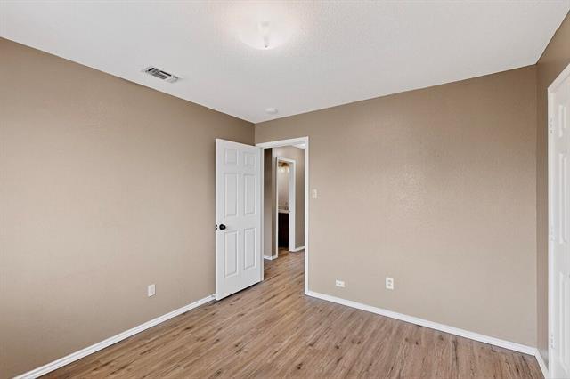 Building Photo - 2532 Beau Dr