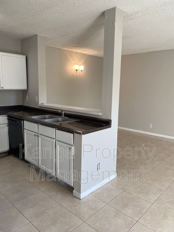 Building Photo - 11451 NW 35th St