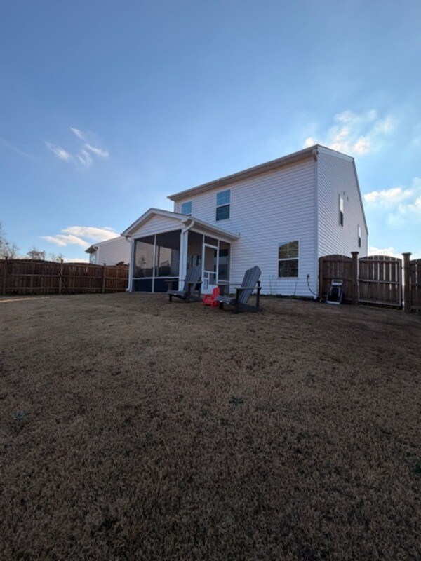 Building Photo - 532 Cricket Chirp Ln