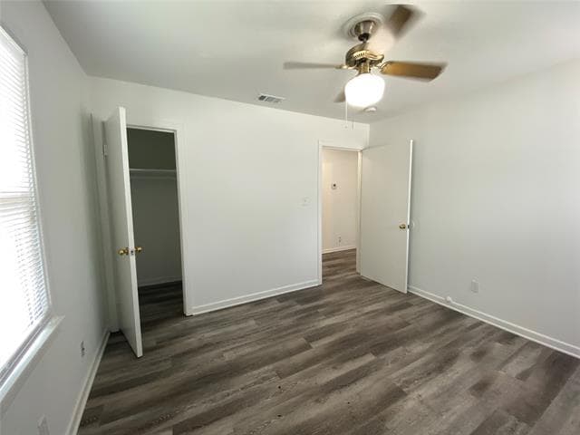Building Photo - 425 Wanda Way