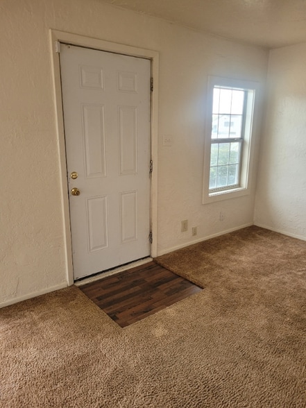 Building Photo - 3608 N Eastern St