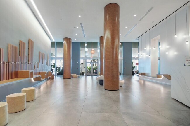 Building Photo - 350 S Miami Ave