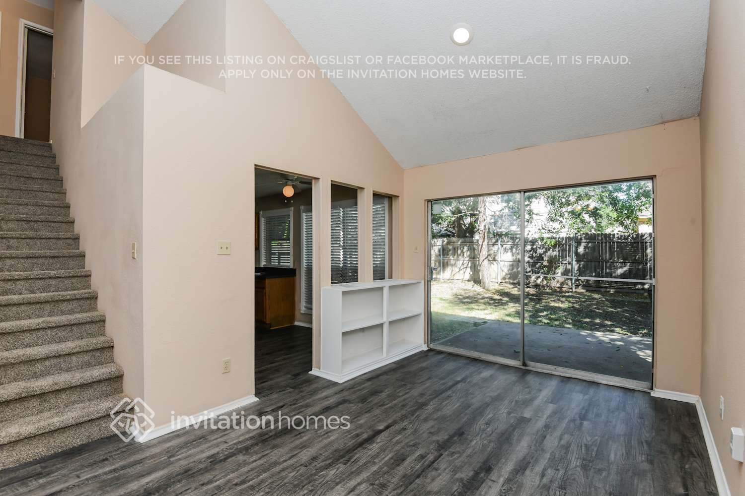 Building Photo - 3805 Waxwing Cir S