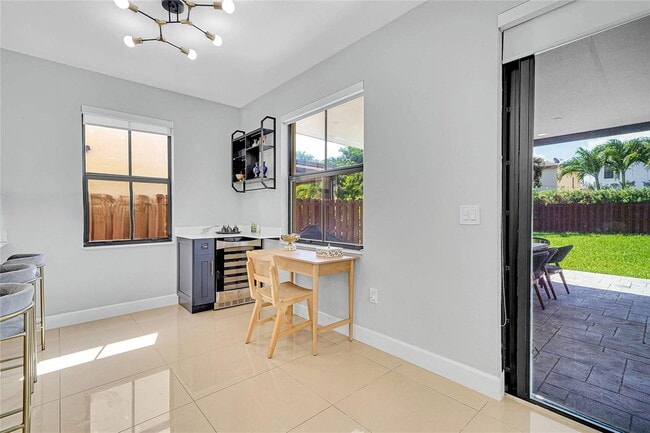 Building Photo - 10072 NW 87th Terrace