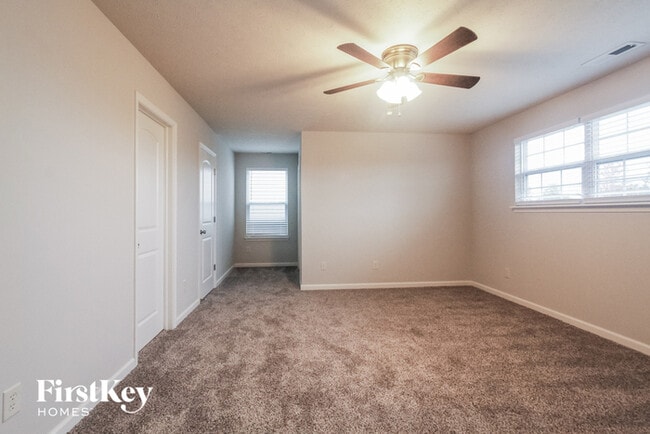 Building Photo - 3043 Sholty Ct