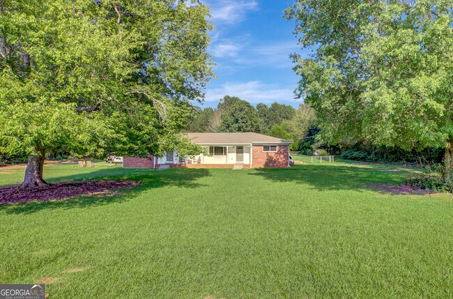 Building Photo - 214 Brooks Rd