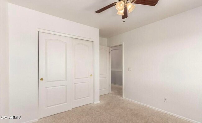 Building Photo - 11625 W Monroe St