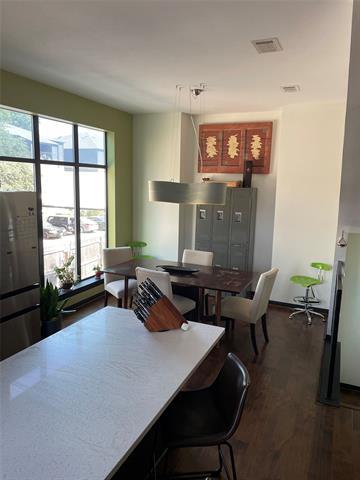 Building Photo - 4115 Delano Pl