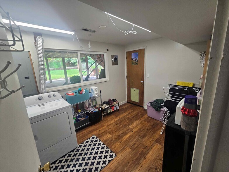 Building Photo - 4130 Gilpin Dr