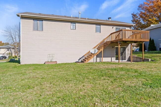 Building Photo - 3608 Teakwood Dr