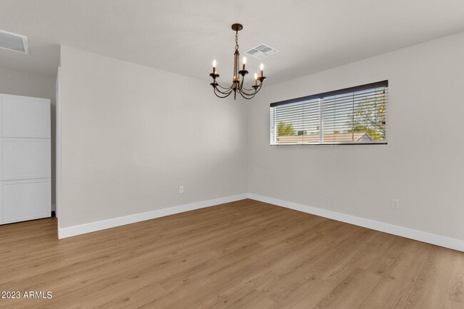 Building Photo - 7408 E Beatrice St