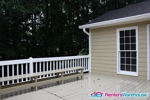 Building Photo - 141 Red Oak Ln