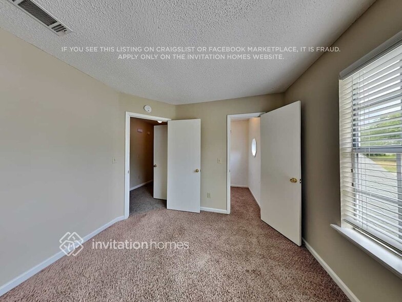 Building Photo - 1411 Chelsea Downs Ln NE