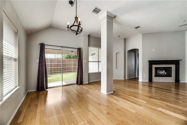 Building Photo - 5024 Escambia Terrace