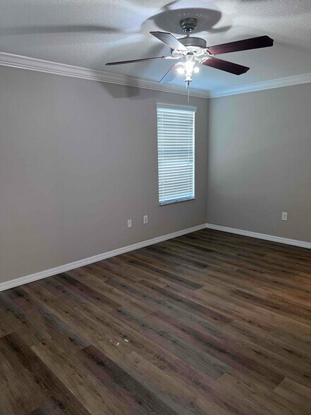 Building Photo - 10808 Whitecap Dr
